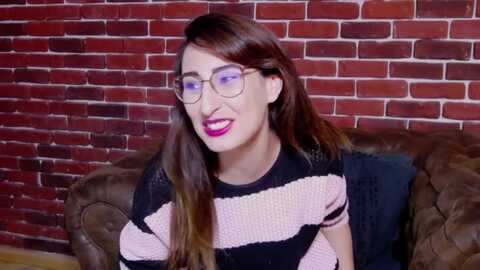 lysaddiction @ myfreecams on 20231129