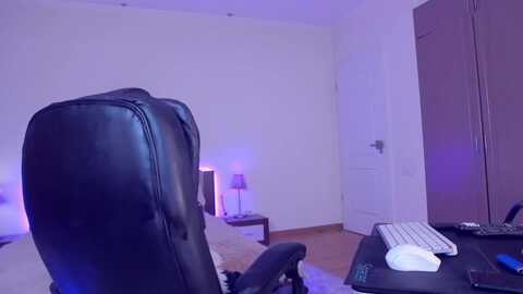 lorettelorena @ myfreecams on 20231130