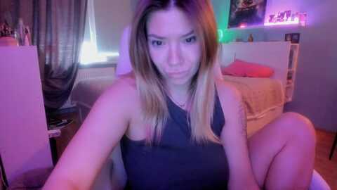 nickyblein @ myfreecams on 20231201