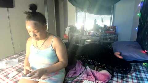 yasminepretty @ myfreecams on 20231201
