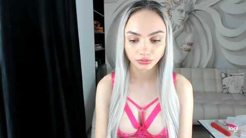haleysweet18 @ myfreecams on 20231202