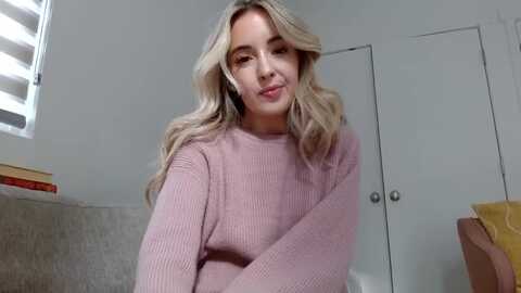 vegansoda @ myfreecams on 20231204