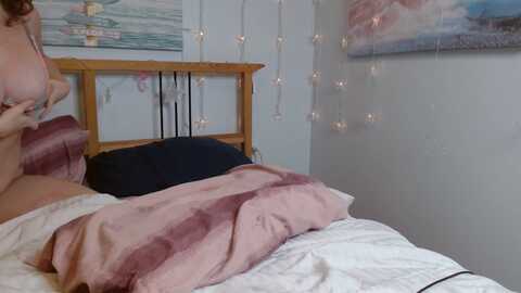 tiffanylace @ myfreecams on 20231206