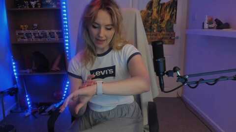 automicblue @ myfreecams on 20231207