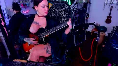 charlettewebb @ myfreecams on 20231209