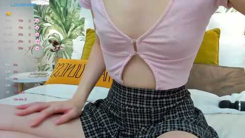 irisadams @ myfreecams on 20231209
