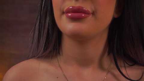roshen_amira @ myfreecams on 20231209