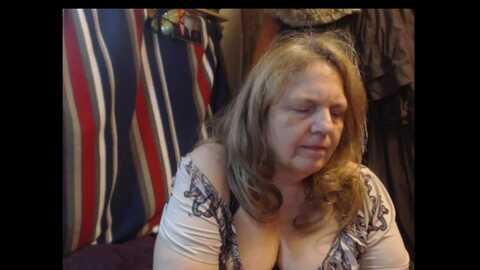 misskinkette @ myfreecams on 20231212