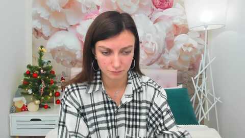 luckysandra @ myfreecams on 20231213