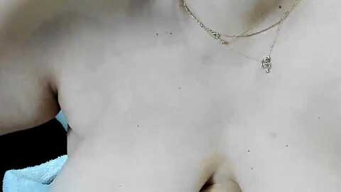 anakareni @ myfreecams on 20231215