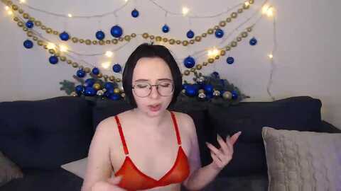 mini_diva @ myfreecams on 20231215