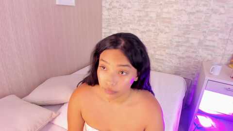 alison_torres @ myfreecams on 20231216