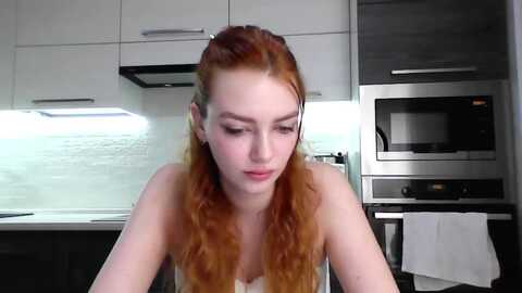 jesikkarabbit @ myfreecams on 20231216