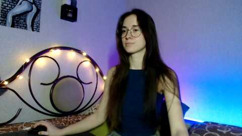 wow__kelly @ myfreecams on 20231216