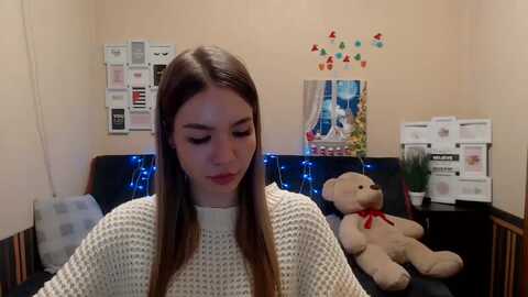 honey_mfc @ myfreecams on 20231217