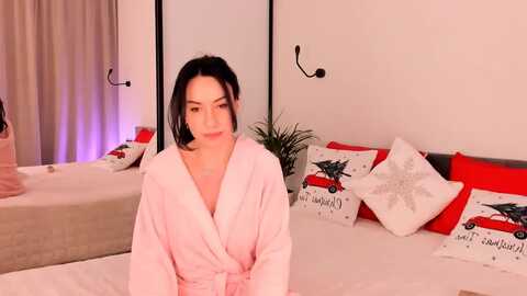 annalils @ myfreecams on 20231218