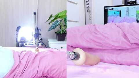 emma_colucci @ myfreecams on 20231220