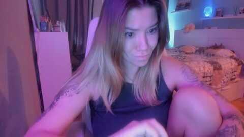 nickyblein @ myfreecams on 20231222