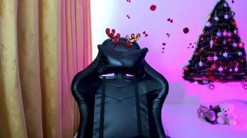 anna_wayne @ myfreecams on 20231223