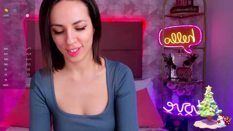 torisantos @ myfreecams on 20231225