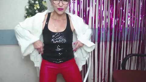 hollyincresh @ myfreecams on 20231226