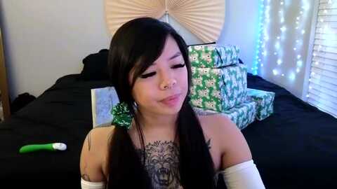 dolllface @ myfreecams on 20231227