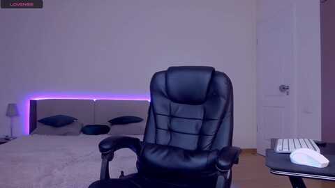 lorettelorena @ myfreecams on 20231227