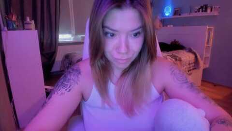 nickyblein @ myfreecams on 20231227