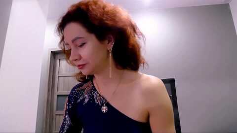 xeniamilf @ myfreecams on 20231227