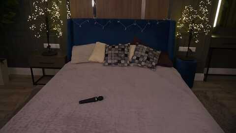 freyagray @ myfreecams on 20231229