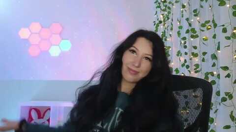 lenadanzara @ myfreecams on 20231230