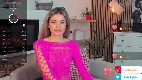 avril_cyrus @ myfreecams on 20240103