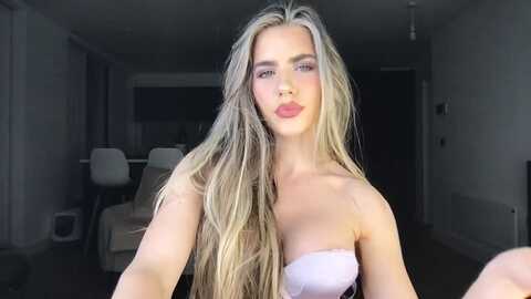 dreamy_peach @ myfreecams on 20240103