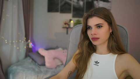 rileyreid_18 @ myfreecams on 20240103