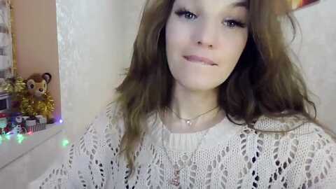 aurora_l @ myfreecams on 20240104