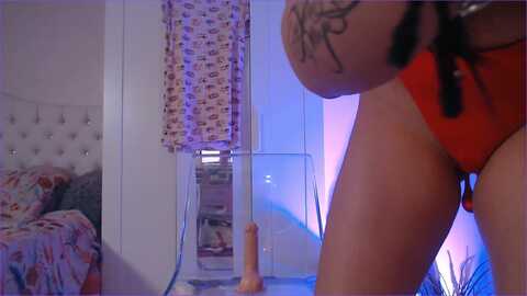 sellenacarter @ myfreecams on 20240106