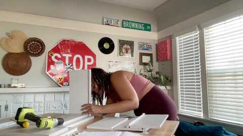 dreamyriri @ myfreecams on 20240111