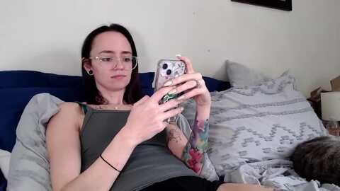 plantbabeee @ myfreecams on 20240111