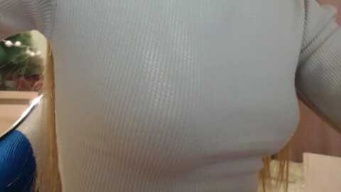 petitange_ @ myfreecams on 20240112