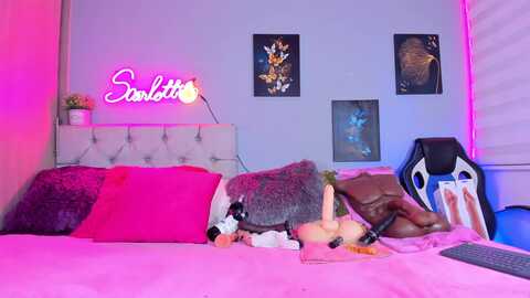 scarlett_1801 @ myfreecams on 20240112