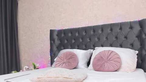 selenna_sky @ myfreecams on 20240112