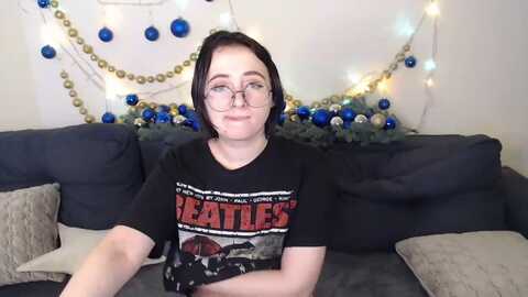 mini_diva @ myfreecams on 20240113