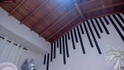 katienolan @ myfreecams on 20240121