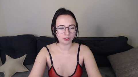 mini_diva @ myfreecams on 20240122