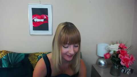 nataliekiss @ myfreecams on 20240122