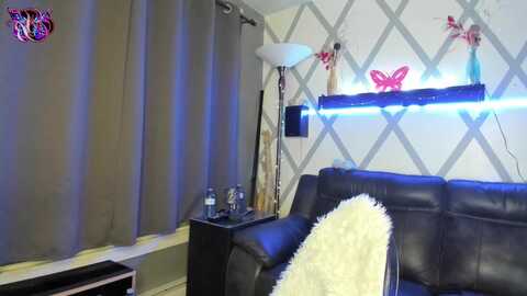 nikibutterfly @ myfreecams on 20240122