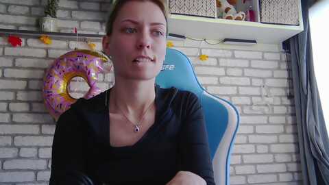 karoline121 @ myfreecams on 20240123