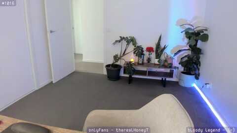 honeytits_ @ myfreecams on 20240126