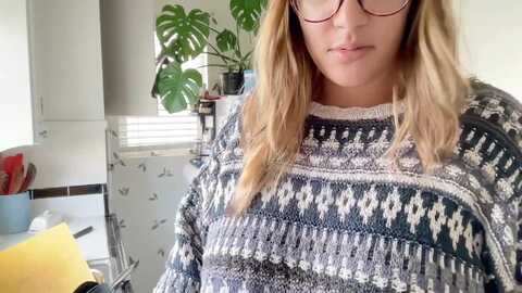 dreamyriri @ myfreecams on 20240128