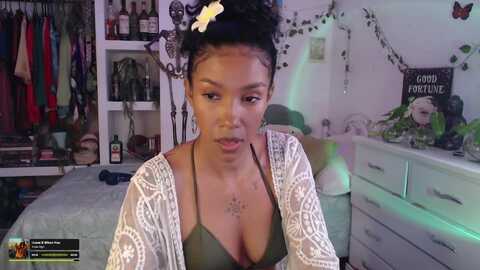 marwitcher777 @ myfreecams on 20240128